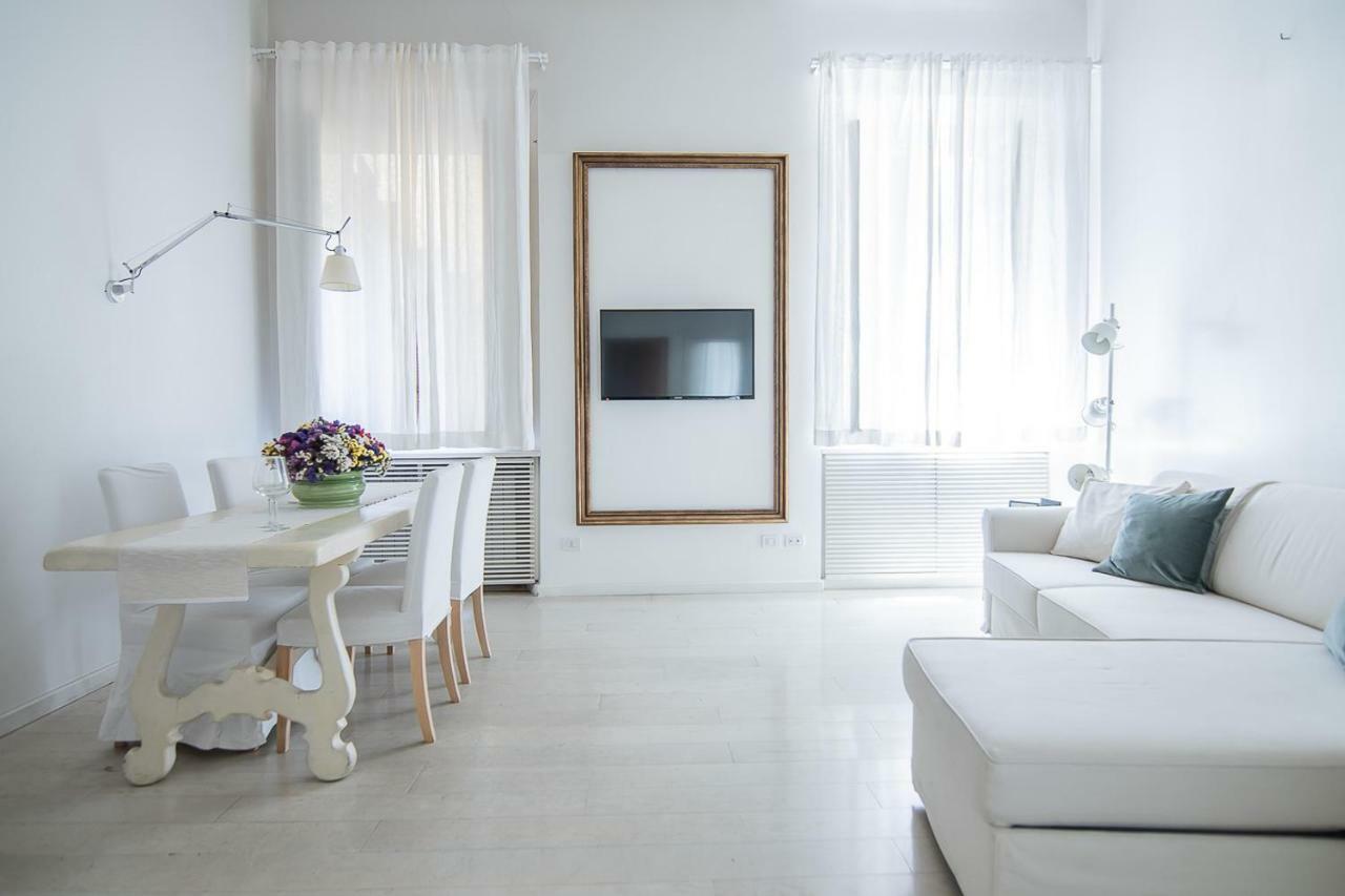 Triton Place Róma Kültér fotó