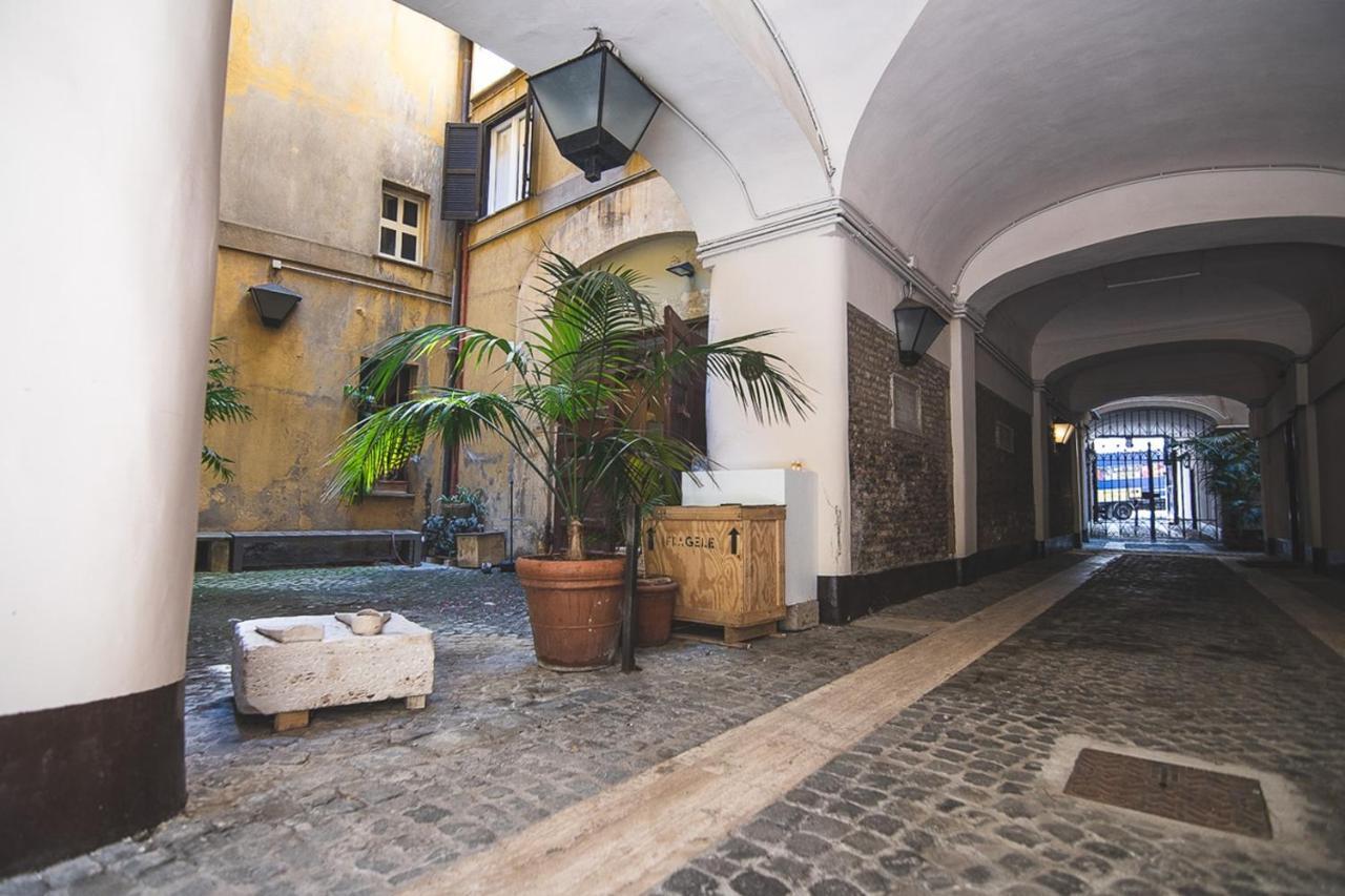 Triton Place Róma Kültér fotó