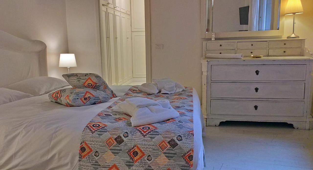 Triton Place Róma Kültér fotó