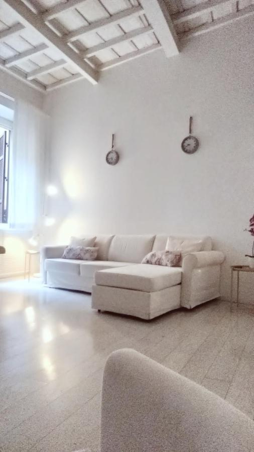 Triton Place Róma Kültér fotó